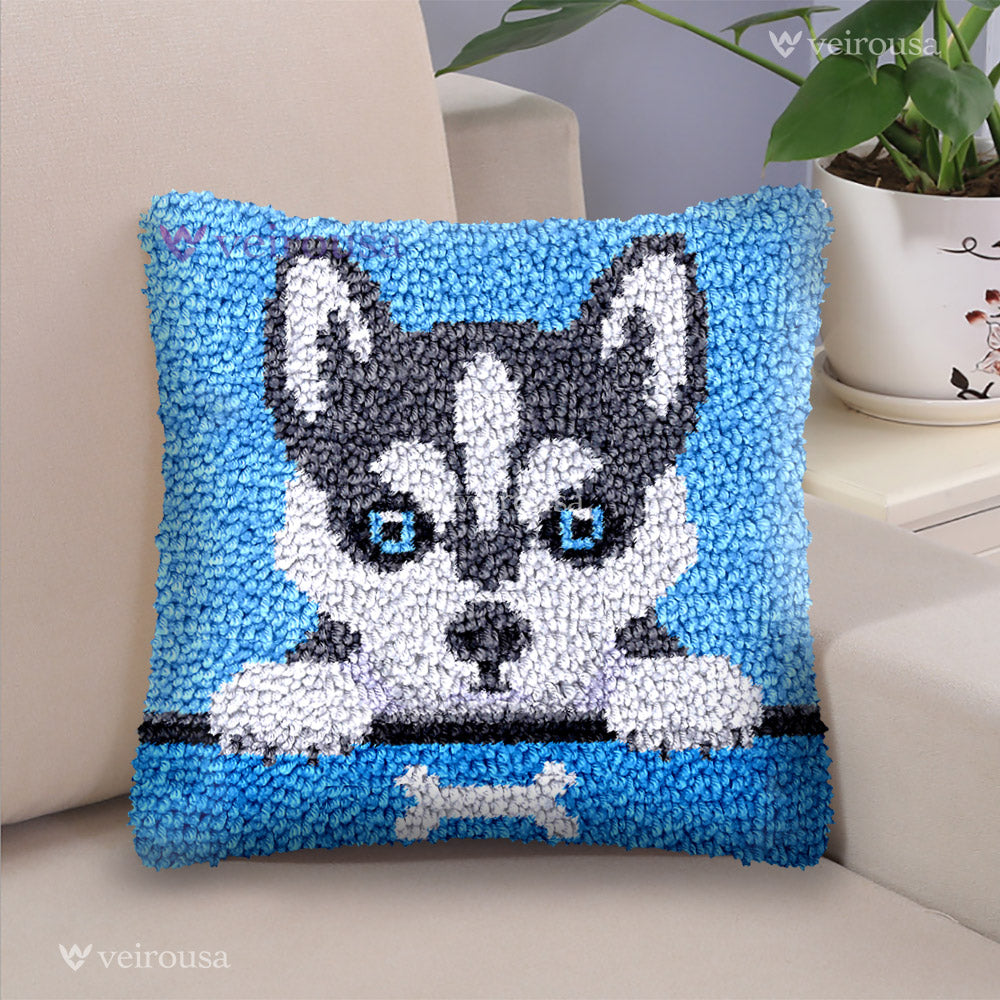 Husky Puppy - Latch Hook Pillow Kit