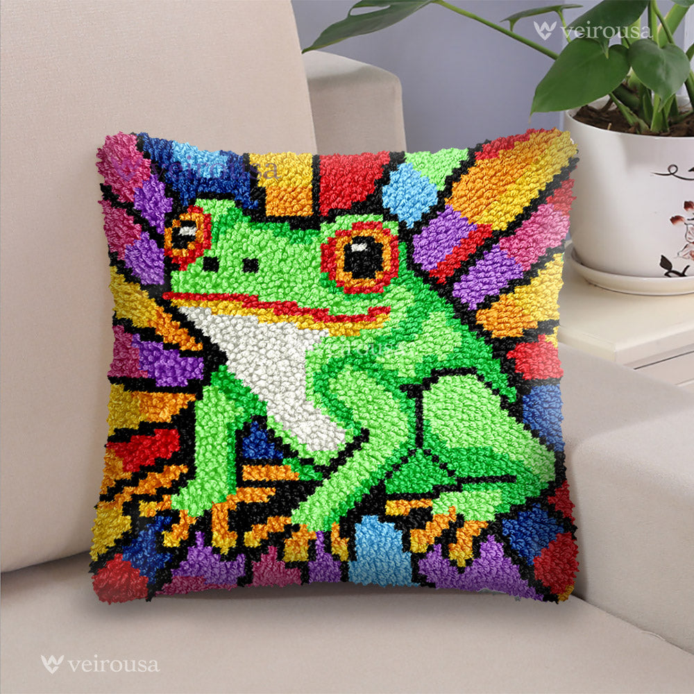 Colorful Frog - Latch Hook Pillow Kit