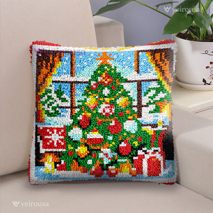 Beautiful Christmas Tree Latch Hook Pillow Kit