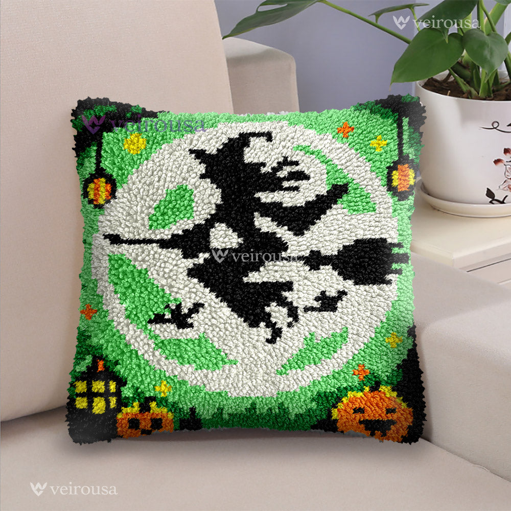 Moon Witch - Latch Hook Pillow Kit