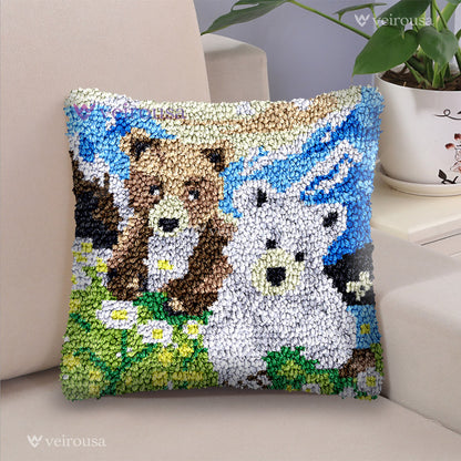 Cubs' Playtime Latch Hook Pillow Kit