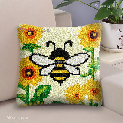 Bee & Sunflowers Latch Hook Pillow Kit