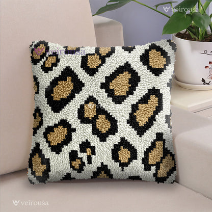 Black Leopard Print Latch Hook Pillow Kit