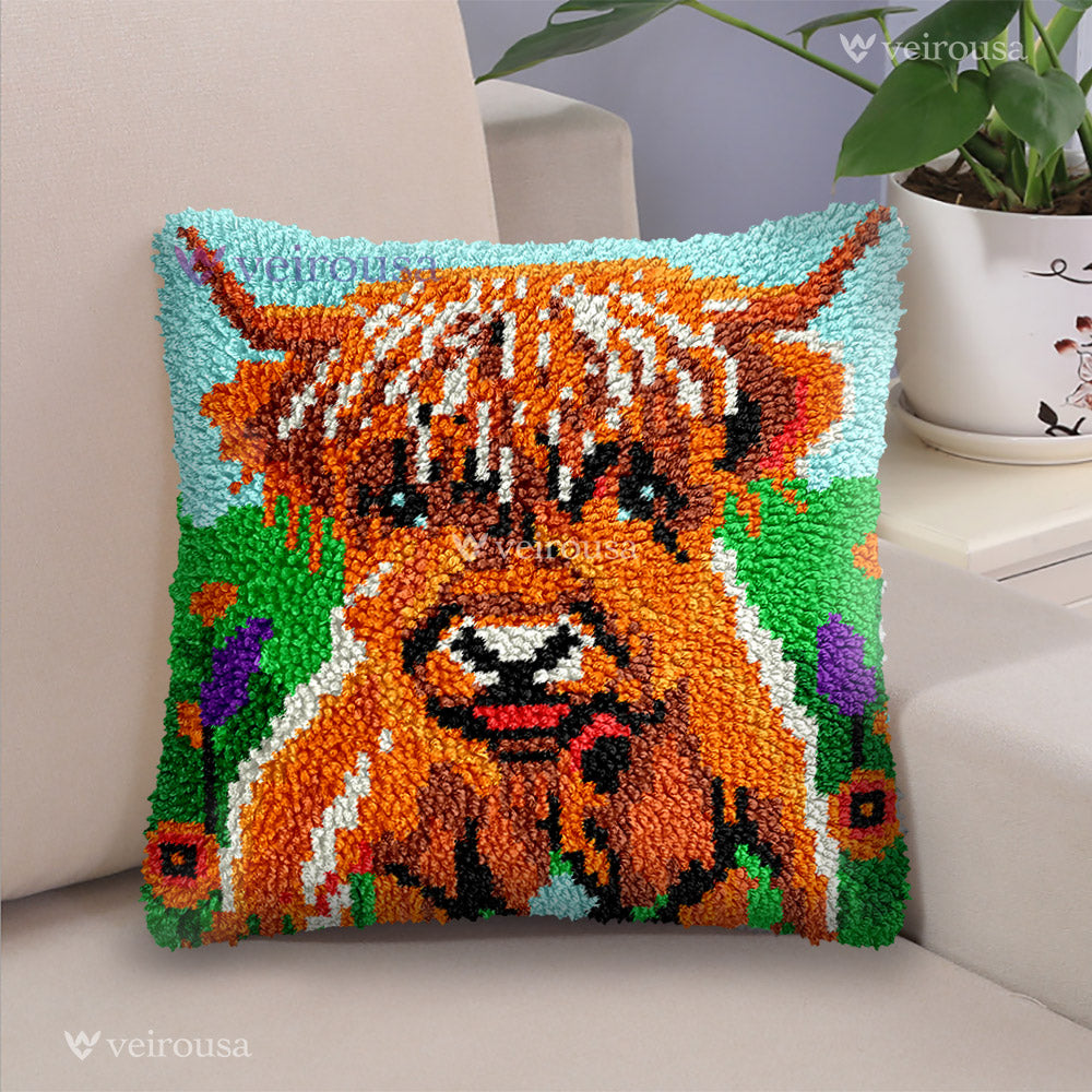 Veirousa Highland Cow Baby Latch Hook Pillow Kit