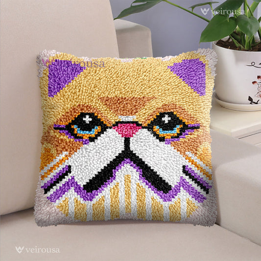 Veirousa Persian Cat Latch Hook Pillow Kit